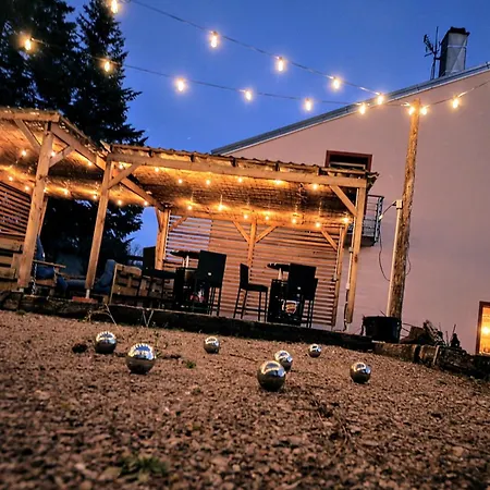 La Ferme A Gaston, De Groupe De 250m2, Avec Et Terrain De Petanque Holiday home Thuillieres